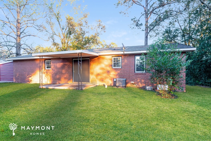 Building Photo - 1003 N 1st St