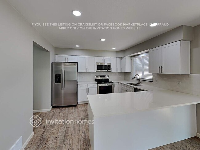 Building Photo - 7851 Potomac Dr
