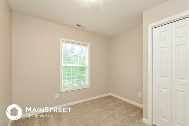 Building Photo - 4102 Lady Slipper Ln