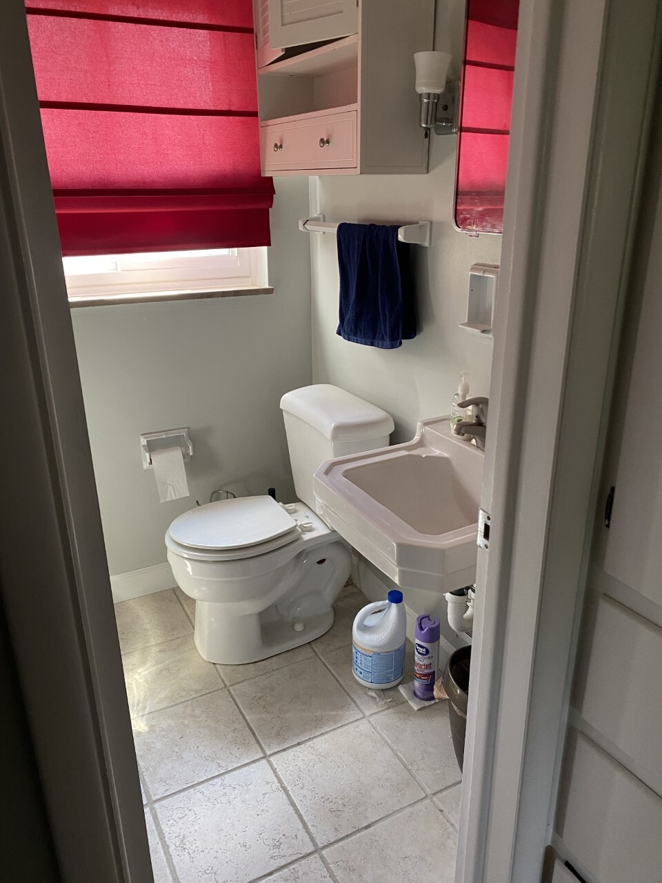 Building Photo - 1879 Kentwell Rd