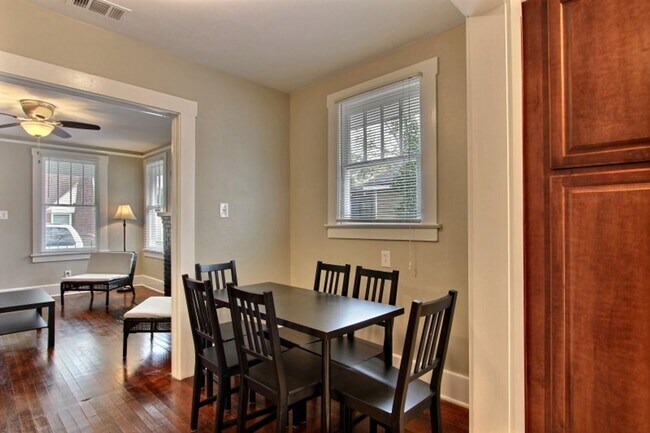 Building Photo - Large 3BR/2BA Ardsley Park Area House For ...