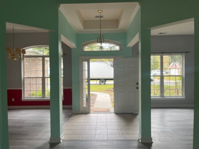 Building Photo - 4502 Firethorne Dr