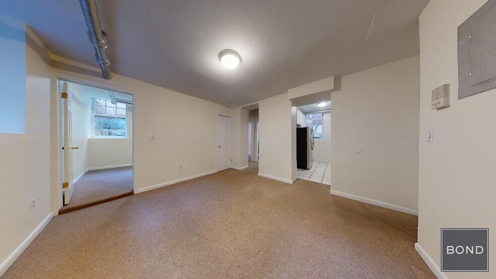 Primary Photo - 207-209 West 11th Street