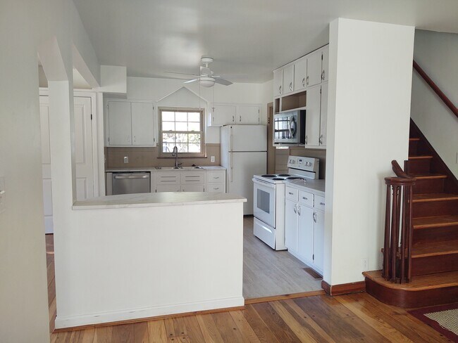 Building Photo - 159 N 3rd St