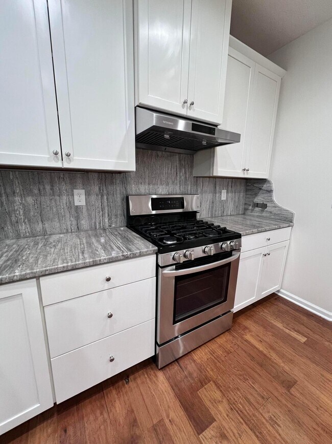 Building Photo - 7847 Aideen Ct