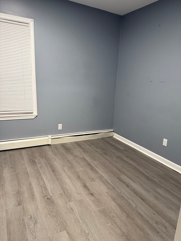 Building Photo - 415 Weeden St