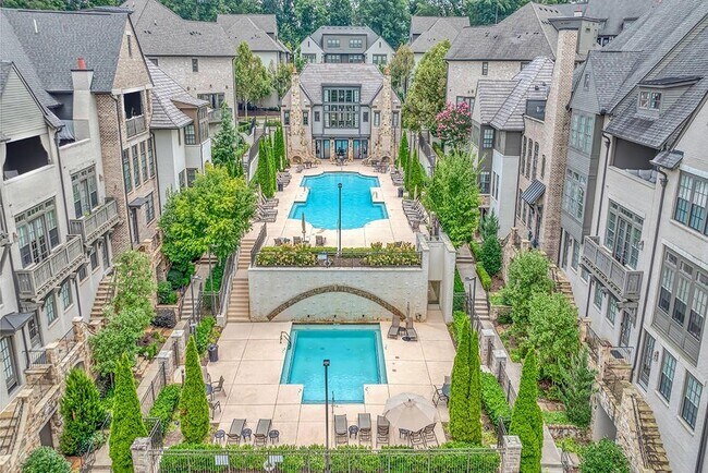 Building Photo - 6807 Encore Blvd