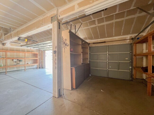 Building Photo - 8330 Sea Island Ct