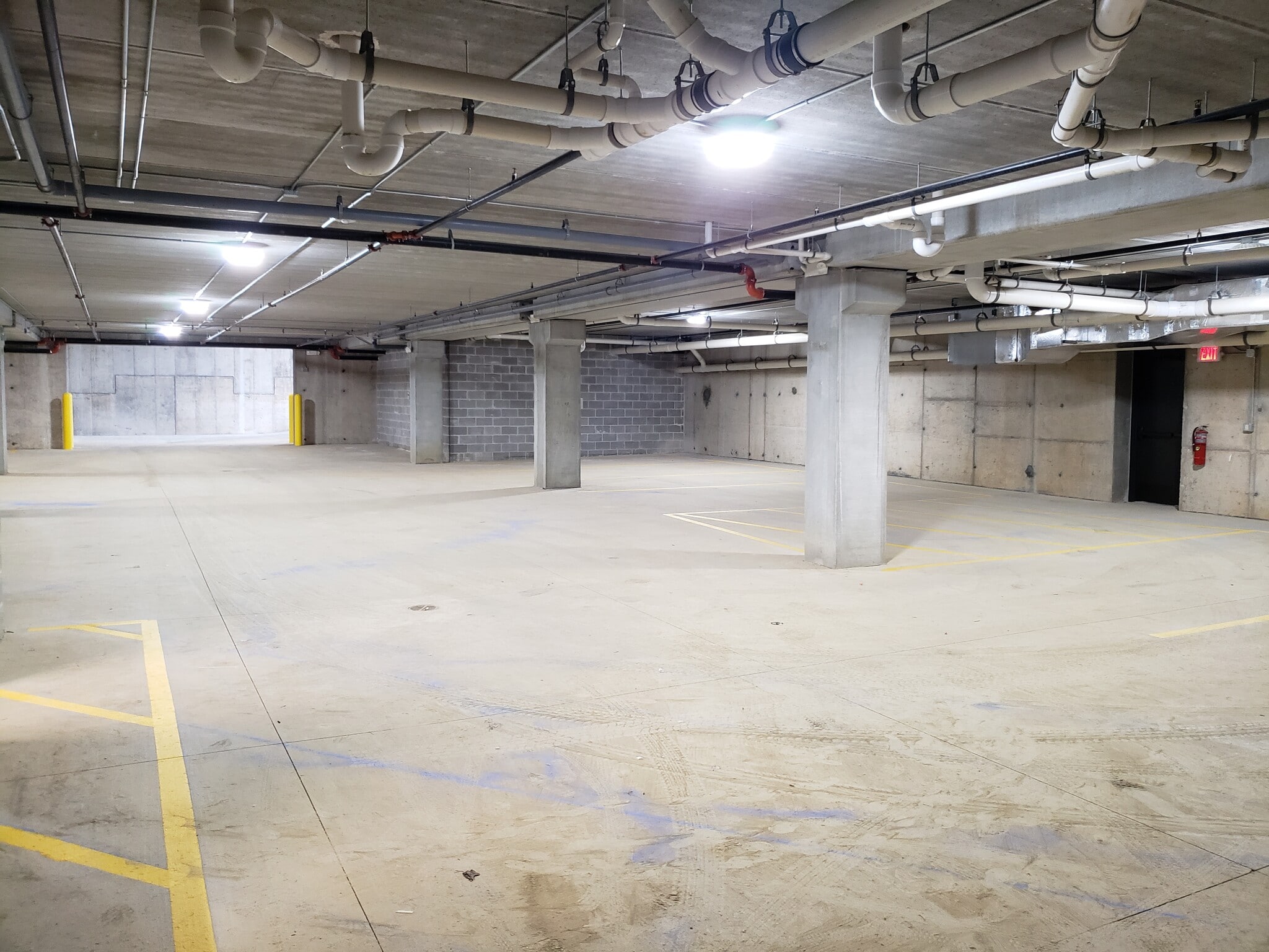 Parking Garage - 808 Superior Ave
