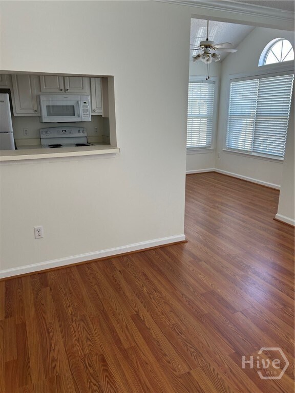 Building Photo - 12300 Apache Ave