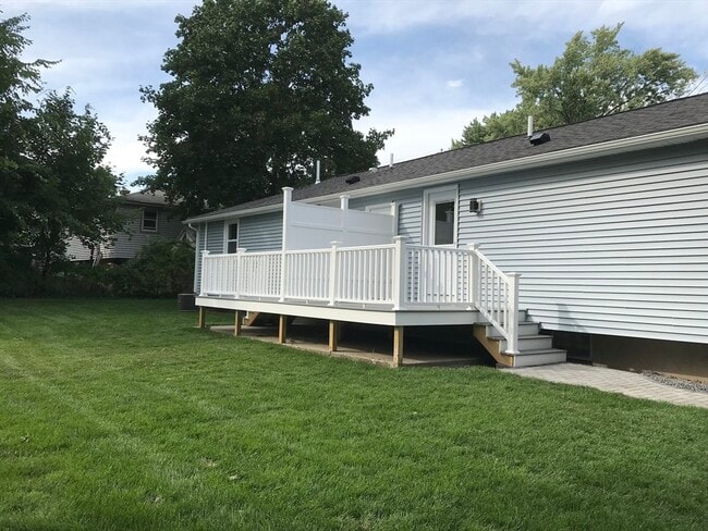 Building Photo - 40 Genetti Cir