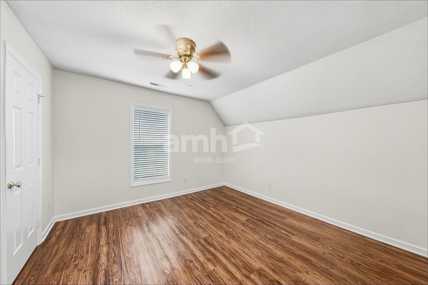 Building Photo - 4880 Manteo Ln