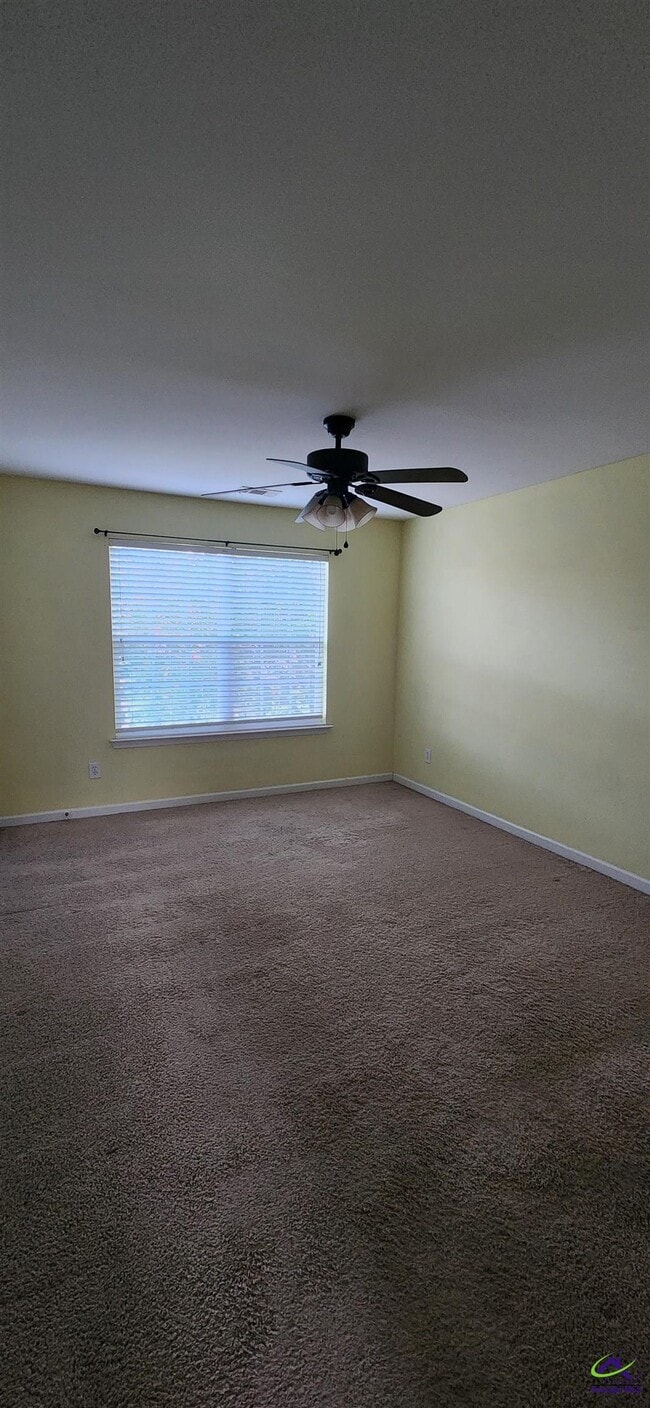 Building Photo - 707 Broderick Cir