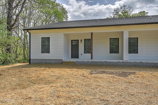 Building Photo - 703 Swadley Rd