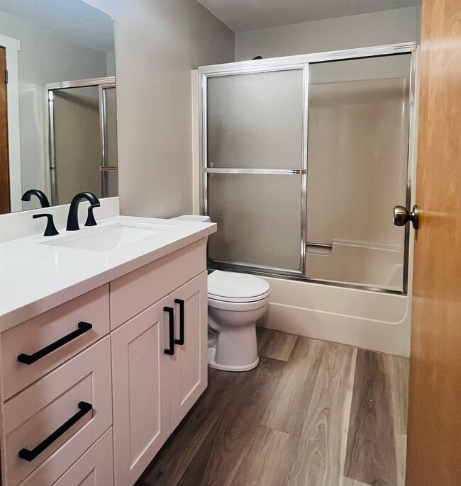 Building Photo - 812 141st Pl SE