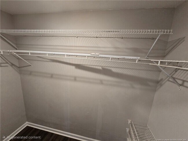 Building Photo - 267 Waterdown Dr