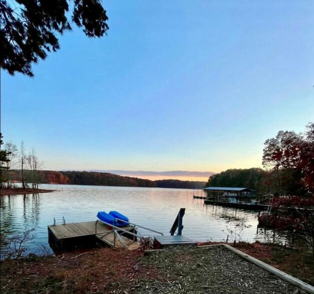 Building Photo - 290 S Port Bass Dr