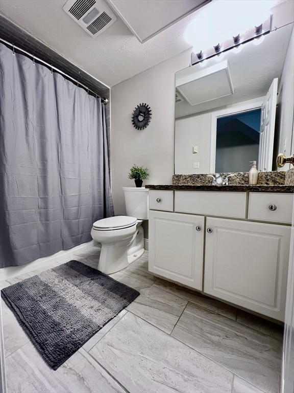 Building Photo - 42 Evergreen Cir