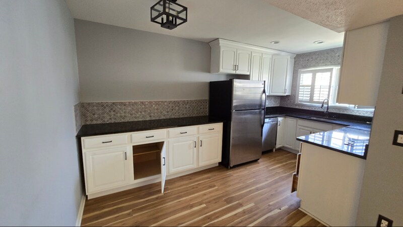 Primary Photo - 109 Prosperity Ave SE