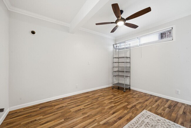 Building Photo - Newly Remodeled 3-Bedroom on Balboa Island...