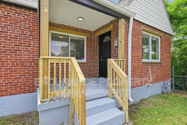 Building Photo - 1780 Academy Pl