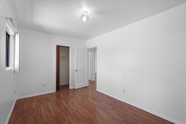 Building Photo - 7443 Prospect Ave NE