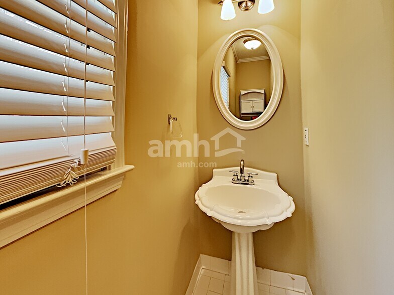 Building Photo - 1625 St Julian St NW