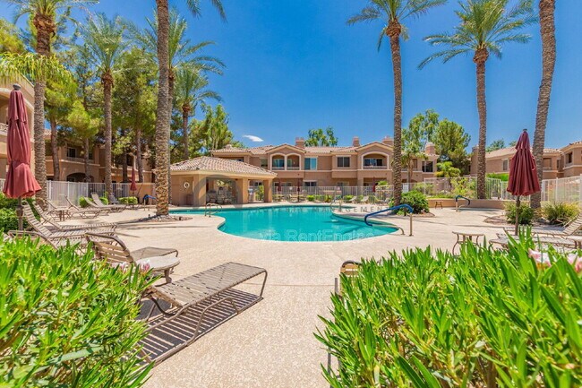 Building Photo - 3800 S Cantabria Cir