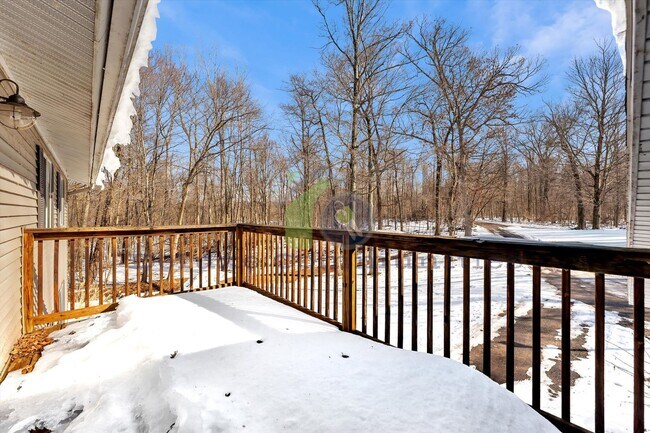 Building Photo - Beautiful 3 Bedroom in Alto – Updated, Spacious, Surrounded by Nature