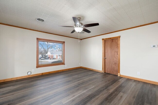 Building Photo - 3 bed / 1.5 Bath Home!