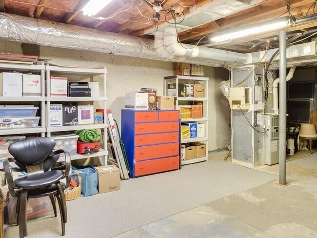 Building Photo - 5216 Willow Point Pkwy