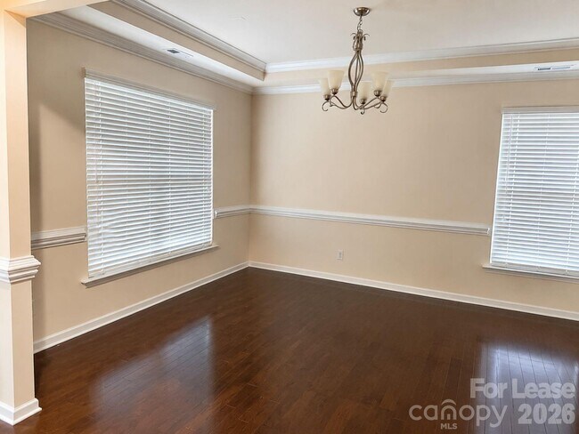 Building Photo - 10665 Sky Chase Ave NW