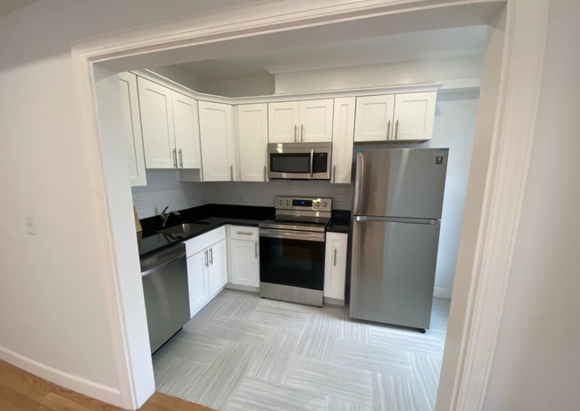 Primary Photo - 141 Prospect St