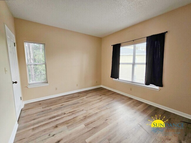 Building Photo - Updated 2 Bedroom Condo in Sandestin