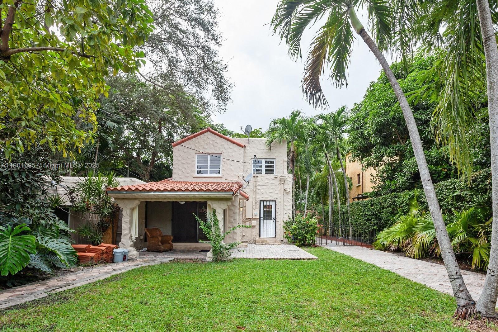 Building Photo - 1109 Ferdinand St