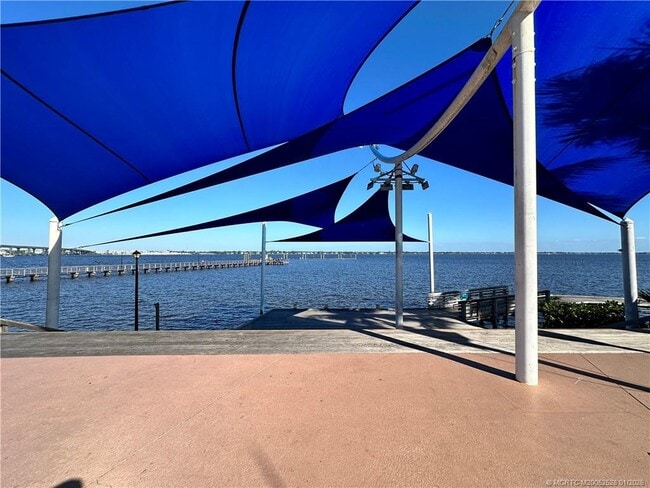 Building Photo - 3198 SE Carrick Green Ct