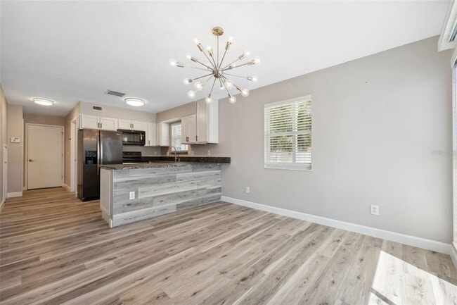Building Photo - 428 E Klosterman Rd