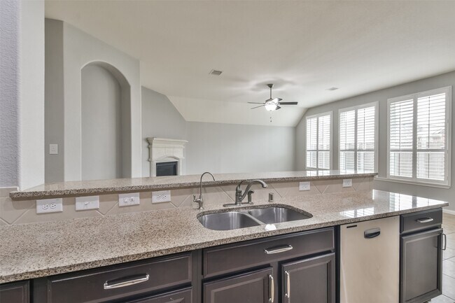 Building Photo - 13222 Edison Trace Ln