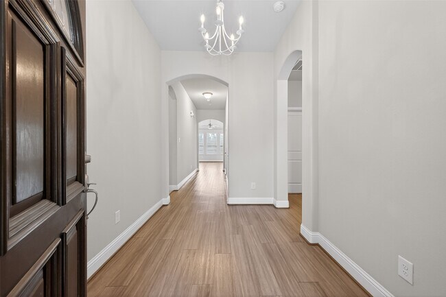 Building Photo - 9914 Deborah Colony Ln