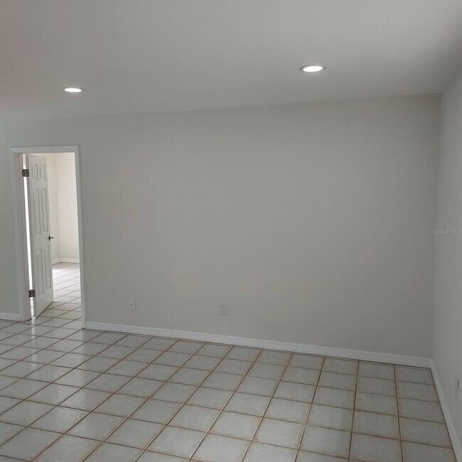 Building Photo - 12302 N 27th St