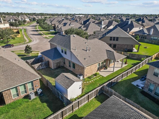 Building Photo - 6303 Wood Creek Ln