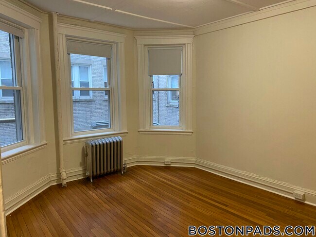 Building Photo - 1175 Boylston St