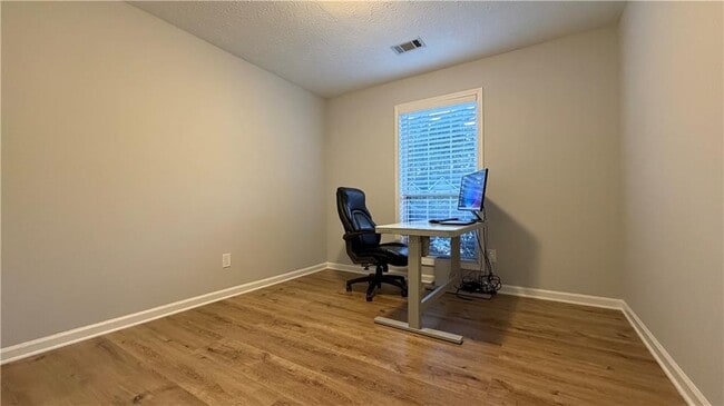 Building Photo - 2945 Dogwood Creek Pkwy NW