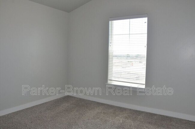 Building Photo - 4076 W 1530 N