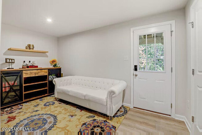 Building Photo - 1001 Cyprus Ct