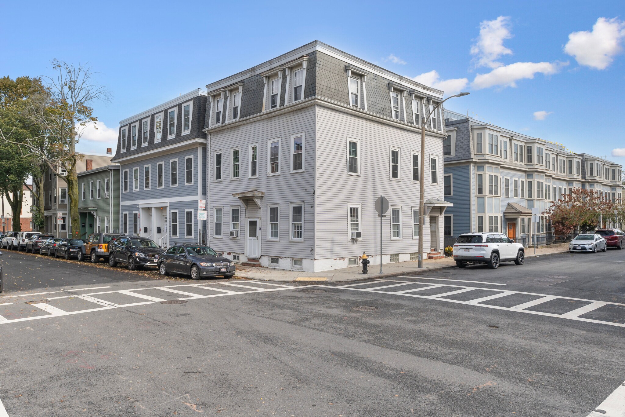 Building Photo - 764 E 3rd St