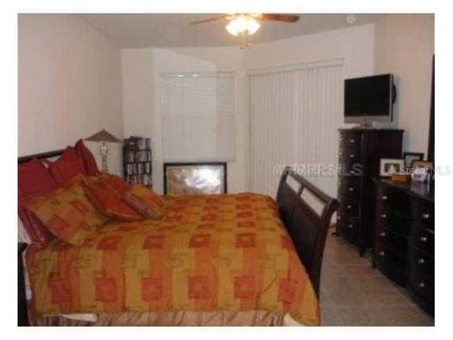 Building Photo - 10457 Canary Isle Dr