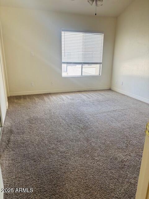 Building Photo - 1632 S River Dr