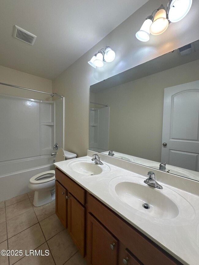 Building Photo - 132 Patriot Ct