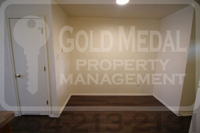 Building Photo - 4410 Alan Kent Dr